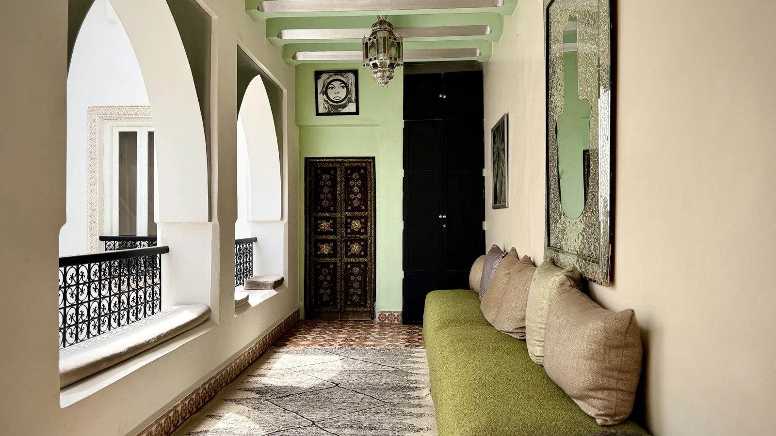 Dar Maureen living spaces with Moorish arches